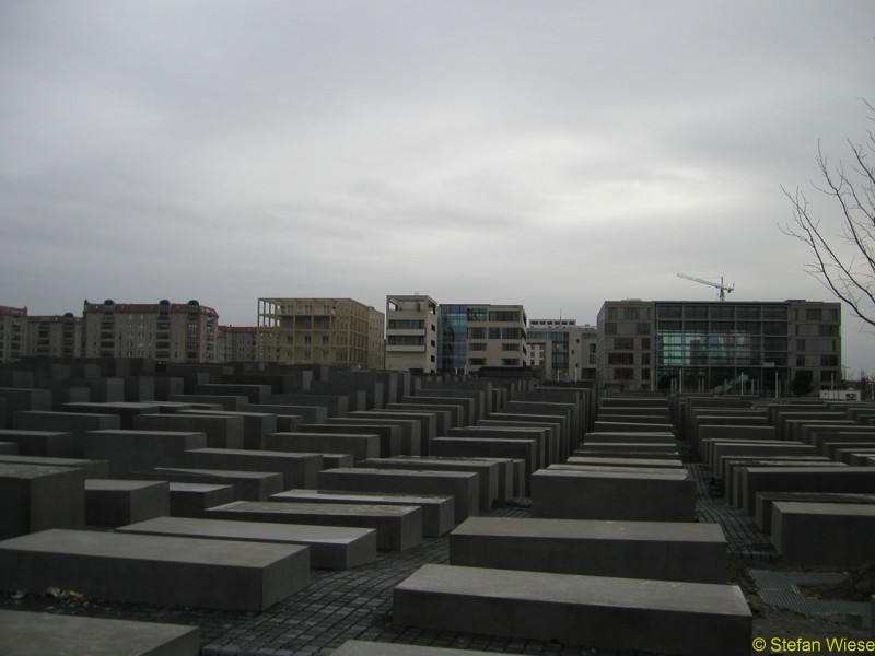 Berlin: Stelenfeld-Holocaust Mahnmal (Stelenfeld)