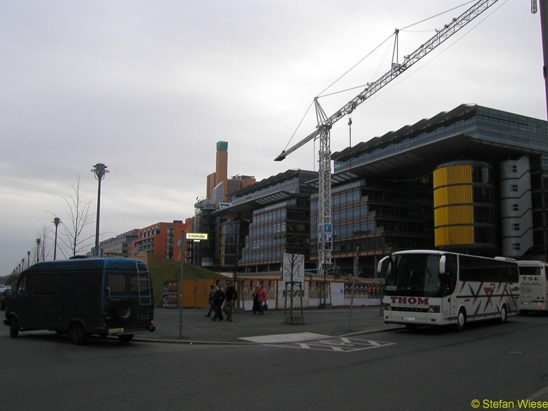 Berlin: Potsdamer Platz (Buerogebaeude Linkstrasse)