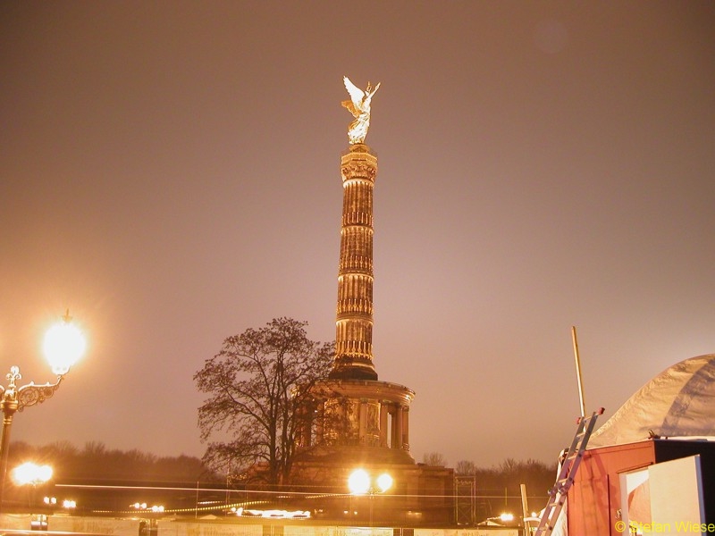 Berlin: Siegessaeule (Die Berliner Siegessaeule bei Nacht)