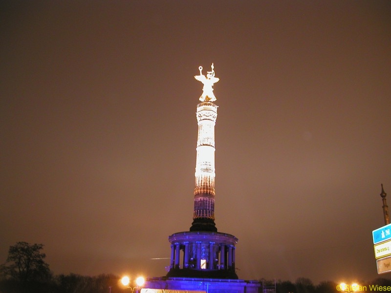 Berlin: Siegessaeule (Die Berliner Siegessaeule bei Nacht)