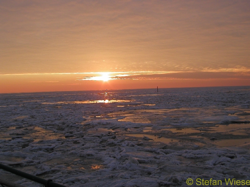 Sonnenaufgang-Sonnenuntergang (Sonnenaufgang im Winter 05)