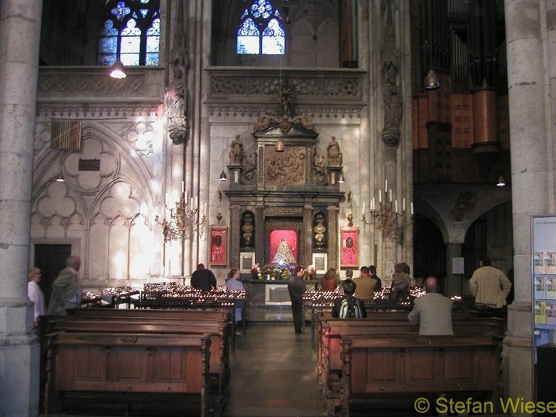 Koeln: Dom (Im Inneren des Doms)